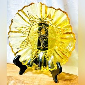 Vtg 1940’s “Federal” amber pressed glass fruit/serving bowl 7x1.5”